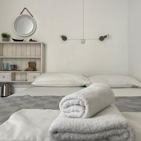Cristi Rooms Livádi Kültér fotó